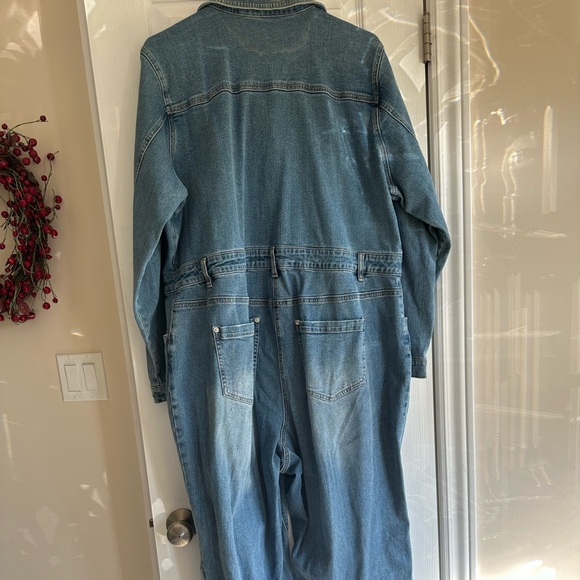 Eloquii Wide-Leg Denim Jumpsuit - Picture 10 of 11